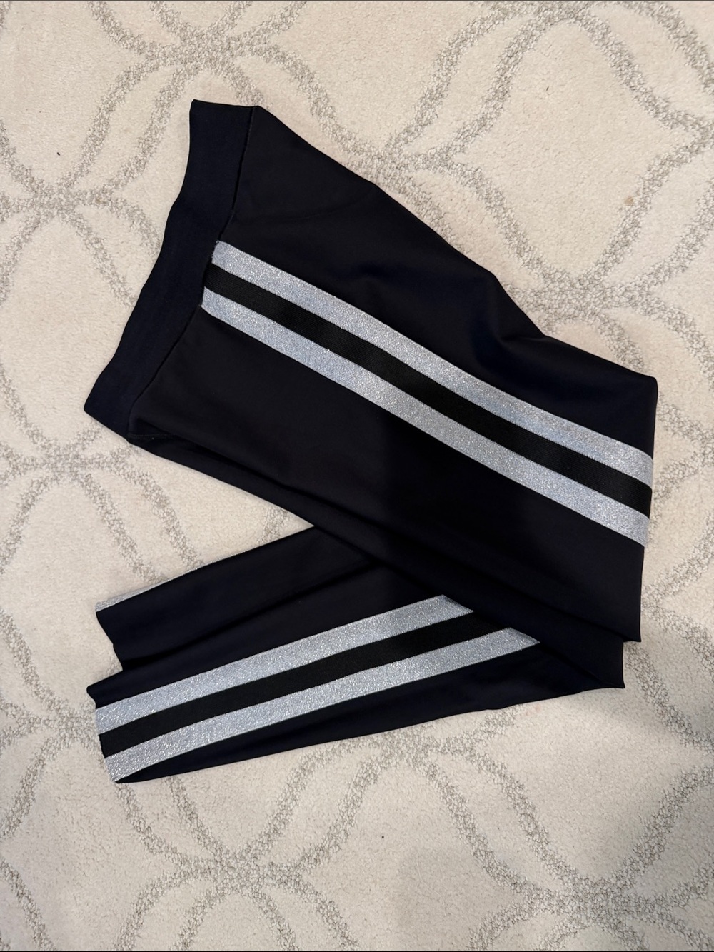 Women’s Ultracor Black Leggings with Silver Glitter Stripes sz S